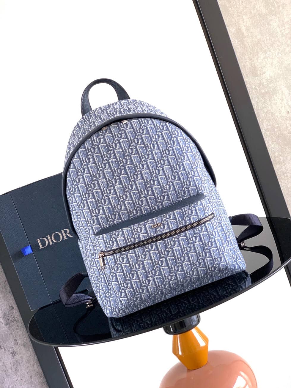 00105 Dior Man Bag